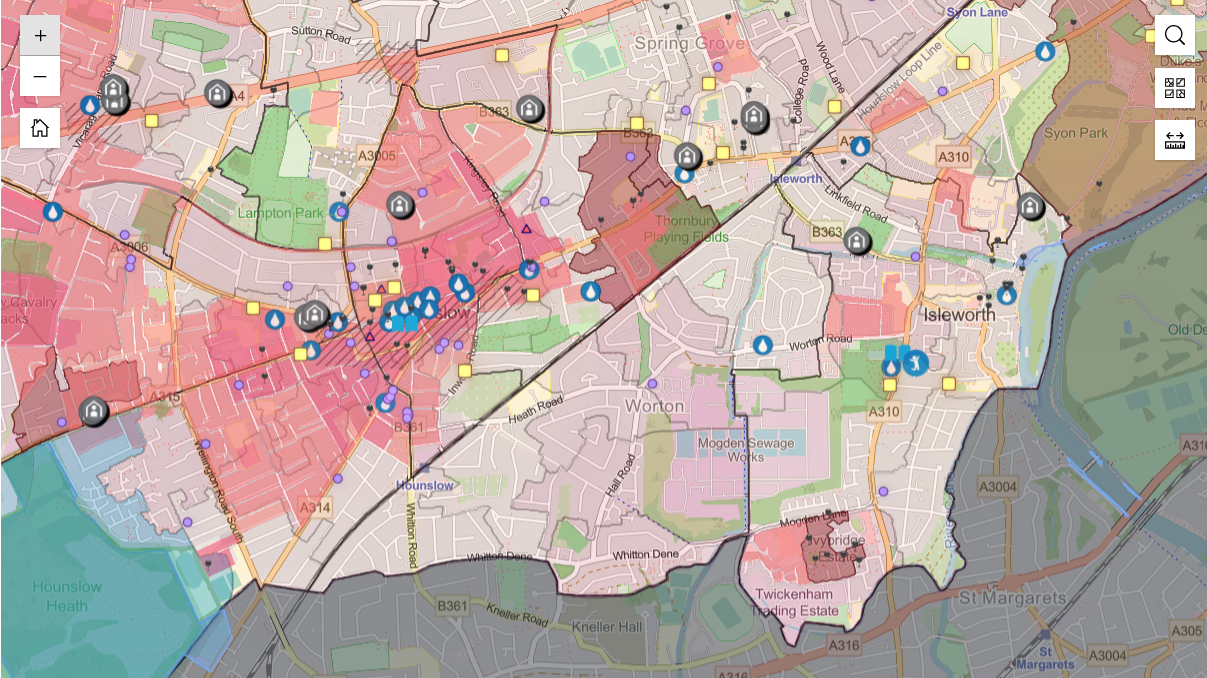 Users can zoom into the ArcGIS Online map to see more detail, including the locations of care homes and rough sleeping sites in a high-risk location.